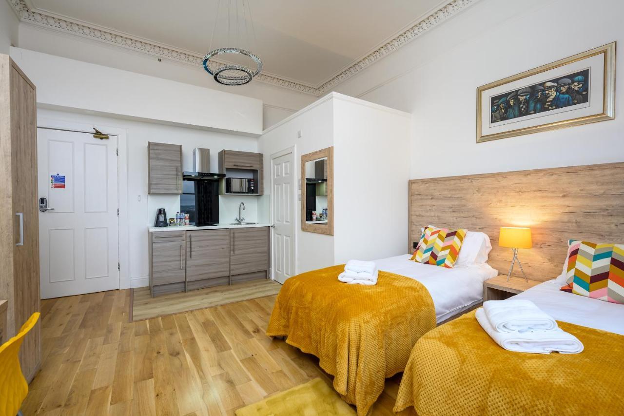 Hotel The Clarendon 4*