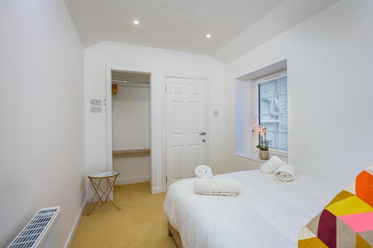 The Clarendon Hotel